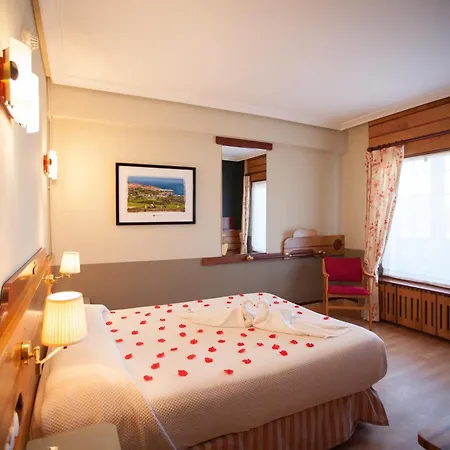 卡亚皮酒店 - 金塔马尔 3* 巴罗德亚尼斯